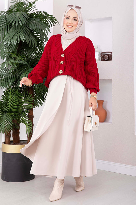 Rote Strickjacke Mit Haarzopf-Muster Und Knöpfen