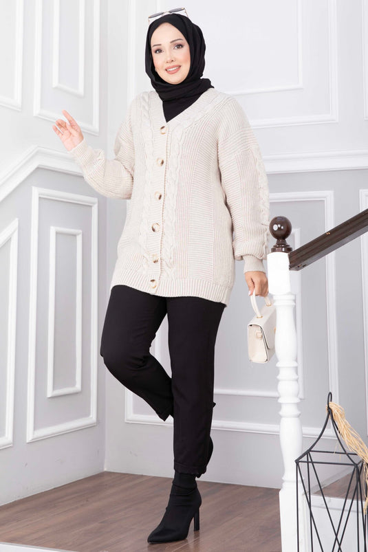 Beige Strickjacke Mit Haarzopf Und Knöpfen