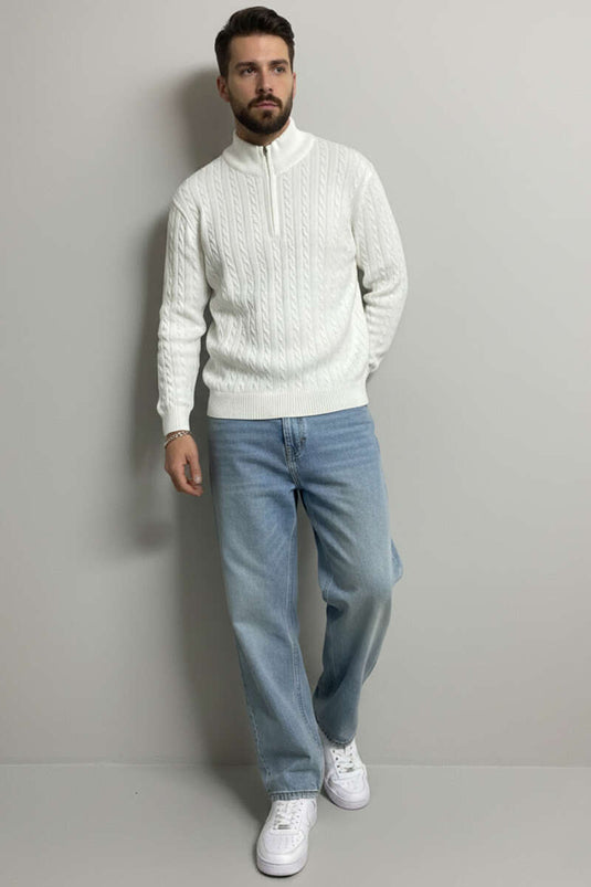 كنزة صوفية محبوكة بسحاب وتفاصيل ضفيرة شعر، لون بيج فاتح