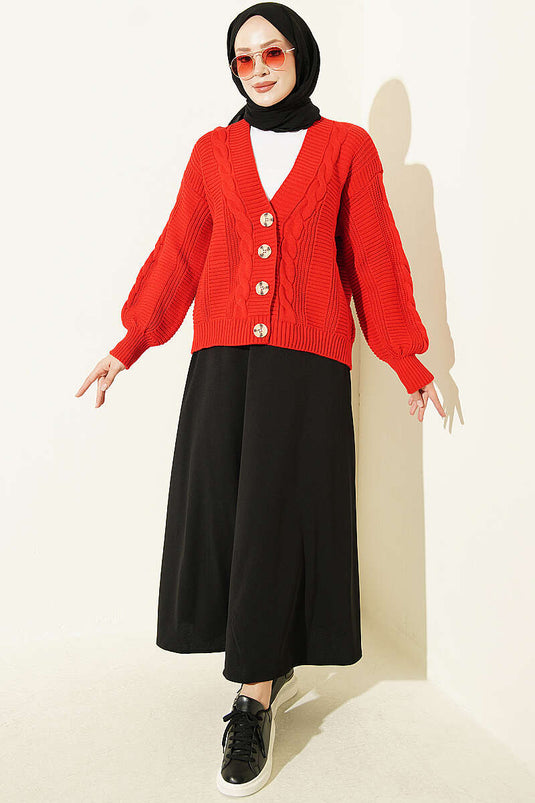 Rote Kurze Strickjacke Mit Knöpfen