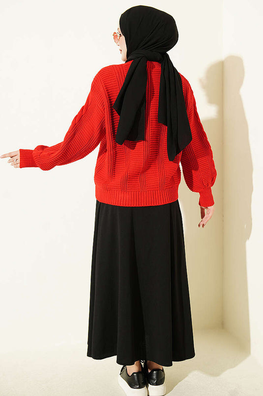 Rote Kurze Strickjacke Mit Knöpfen