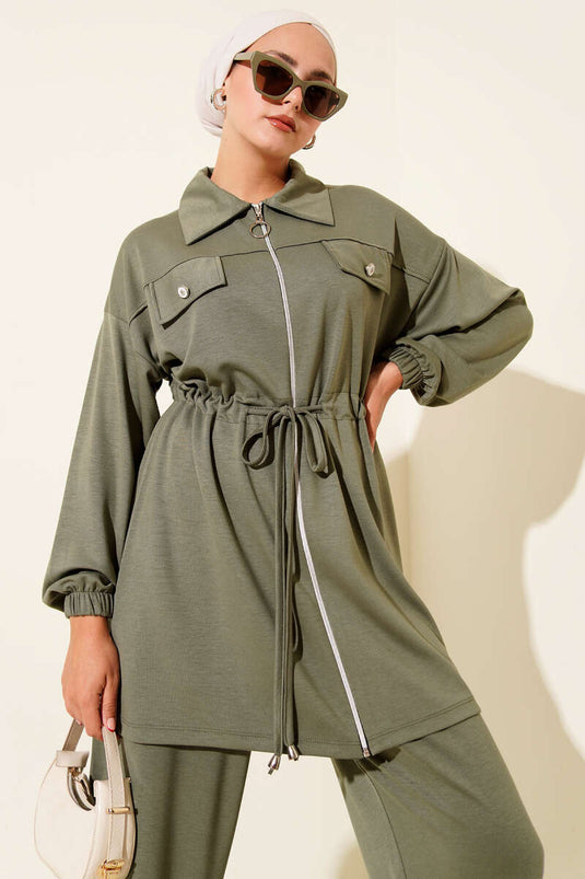 بدلة لويشا من قطعتين بسحاب وجيب وهمي، لون أخضر لوزي