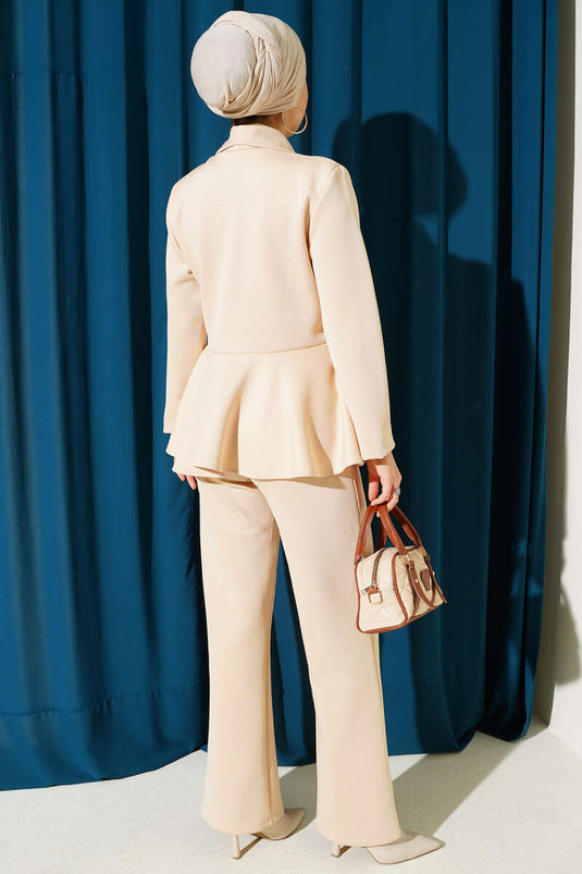 Zweiteiliger Scuba-Anzug mit Schalkragen und Knöpfen, Beige