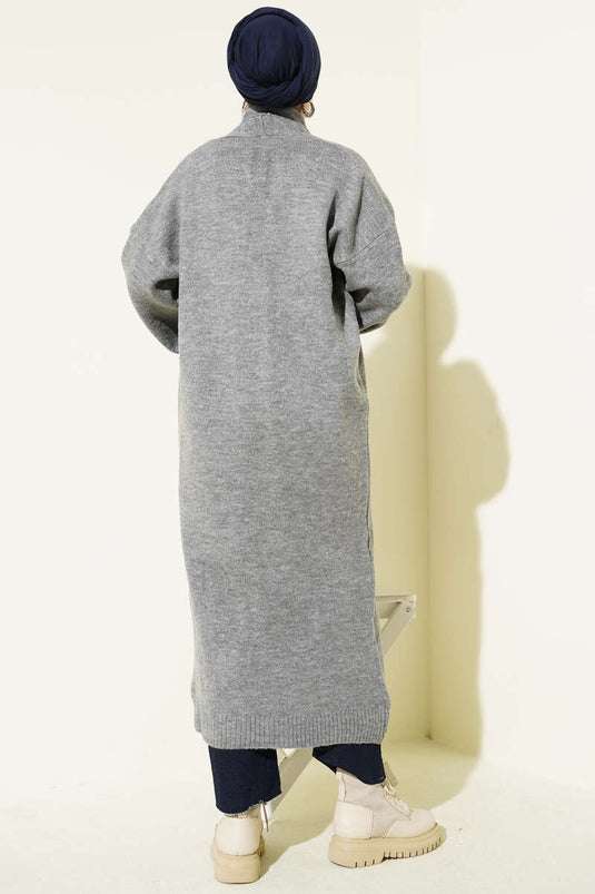 Gilet long en maille grise à col châle