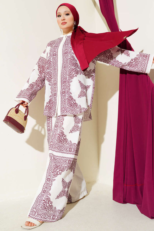 Loose-fitting patterned two-piece set in burgundy.