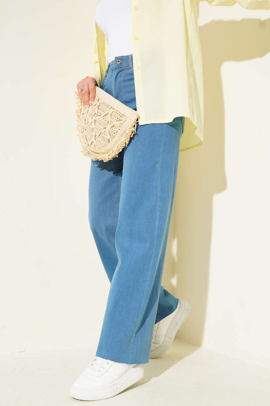 Lässig geschnittene Beinhose Hellblau