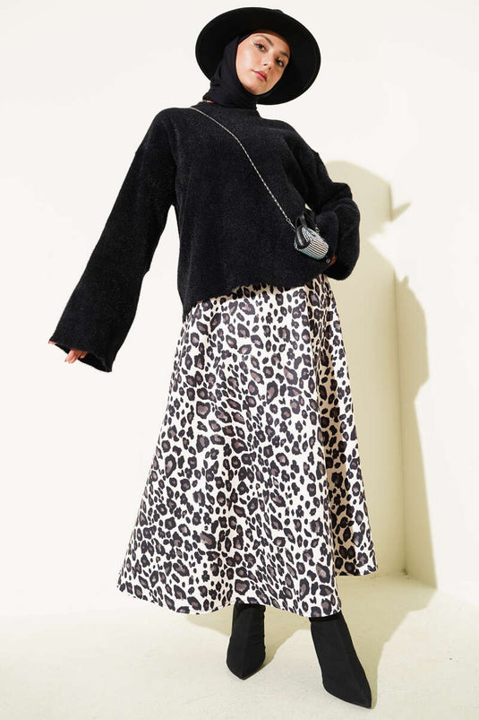 سترة تريكو أساسية كاجوال بلحية سوداء