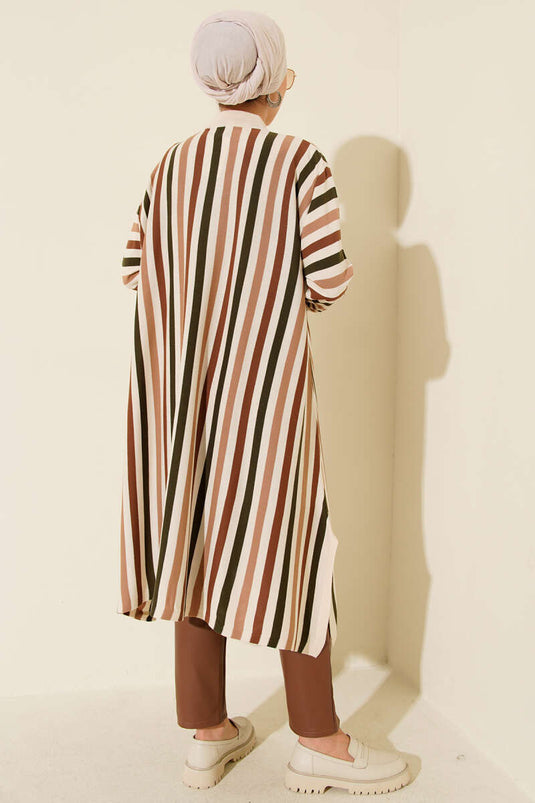 Tunique longue ample à rayures en maille, beige.
