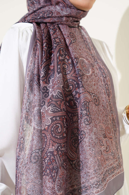 شال من فرو المنك بنقشة حلزونية ريترو