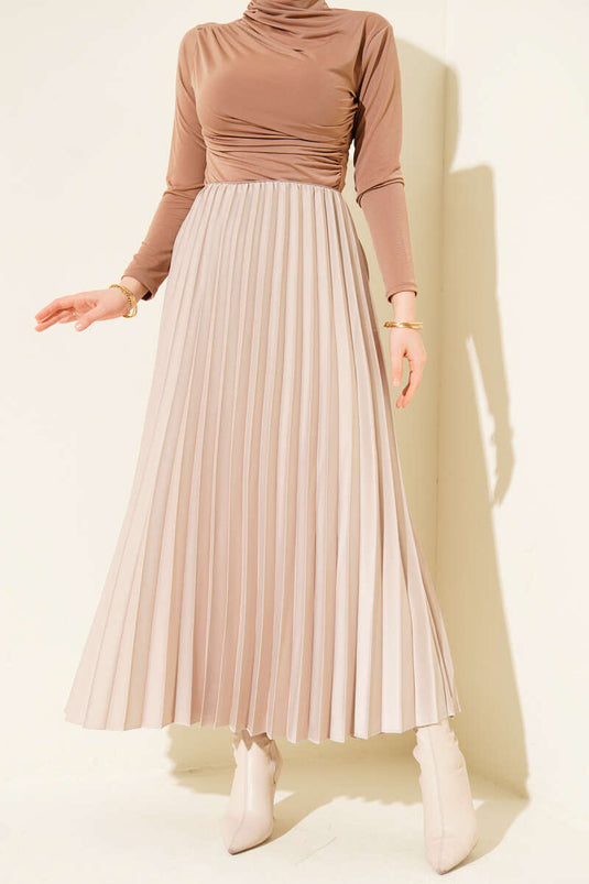 Saten Görünümlü Pileli Etek Bej