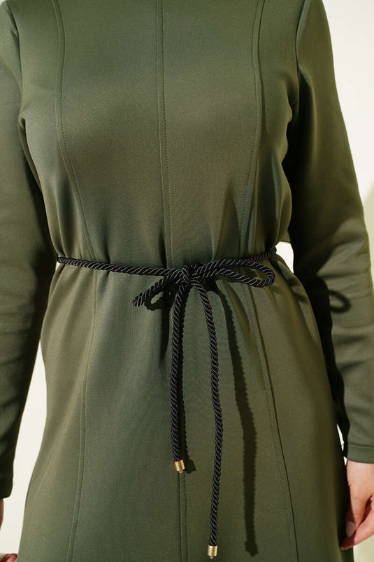 Robe ceinturée avec détails de stylo de plongée kaki