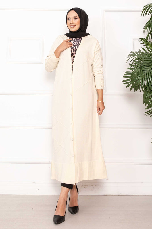 Cardigan long en maille boutonnée à perles écru