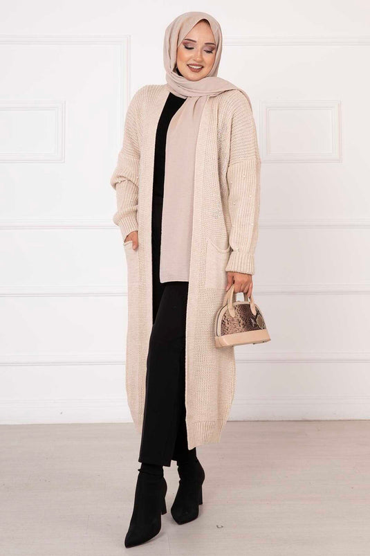 سترة صوفية محبوكة ومزينة باللؤلؤ من ثيسالونيكي