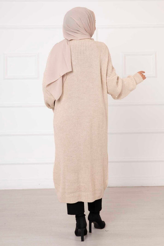 سترة صوفية محبوكة ومزينة باللؤلؤ من ثيسالونيكي