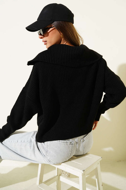 Black Cardigan with Thessaloniki Knit Zip-Up