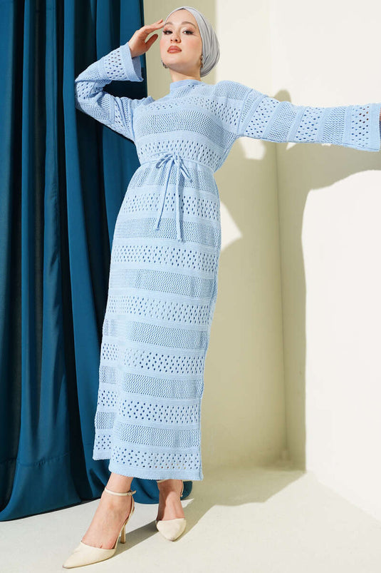 Robe en tricot à motif ajouré bleu bébé