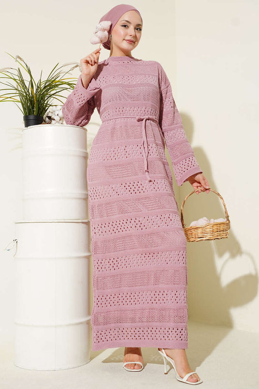 Tricotjurk met ajourstrepen in poederroze