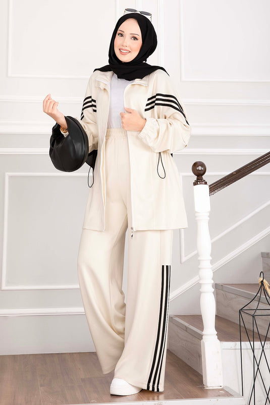 Cream Two-Piece Sport Set With Stripe Details And Zipper