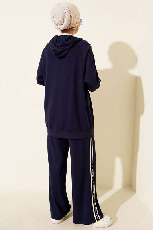 Ensemble deux pièces à capuche et rayures bleu marine