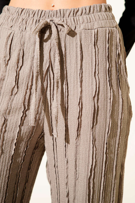 بنطال مخطط بخصر مطاطي مكشكش، لون المنك