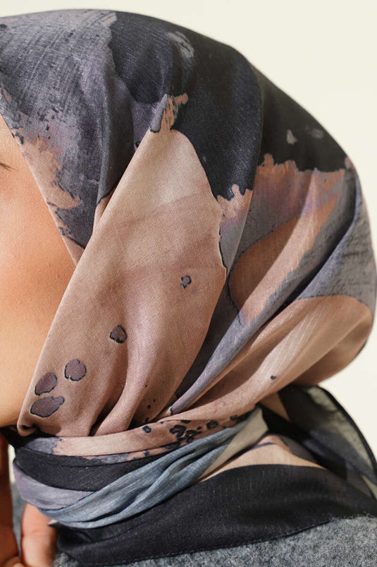 Şerit Geçişli Desen Detaylı Eşarp Siyah Camel