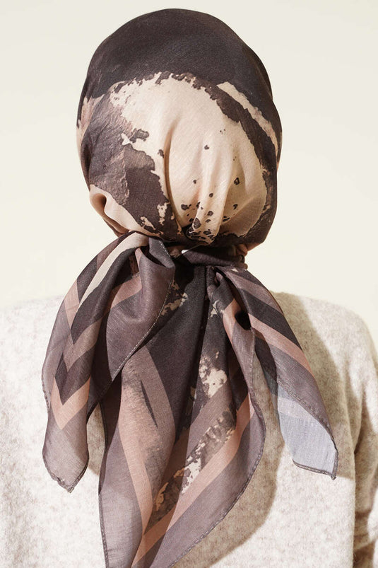 Écharpe à rayures, couleur vison