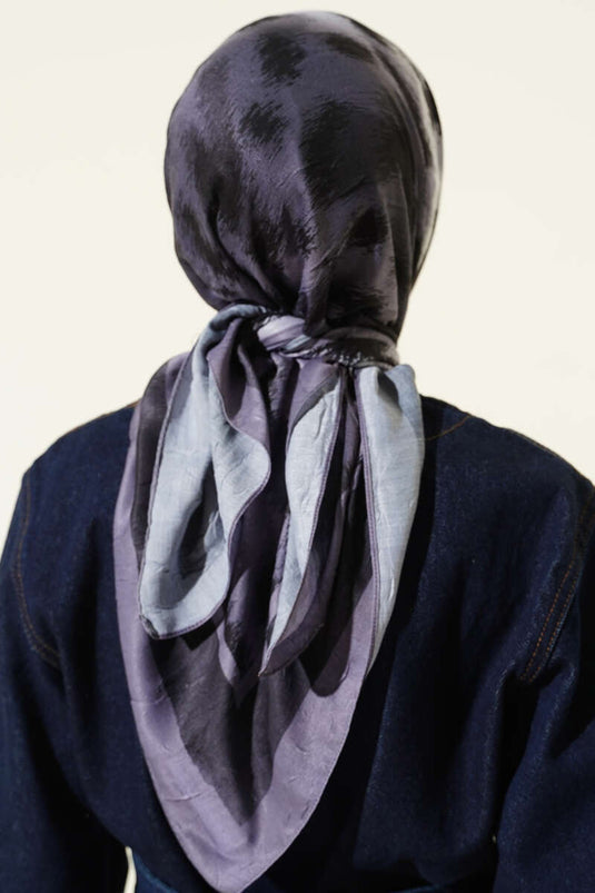 وشاح من الخيزران بنقوش مخططة، رمادي دخاني