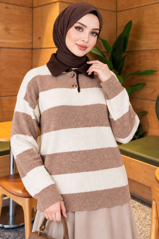 Pull En Maille À Rayures Et Boutons Beige