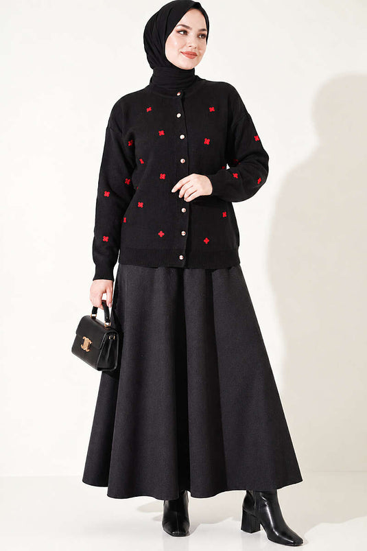 Schwarze Strickjacke Mit Blumenstickerei