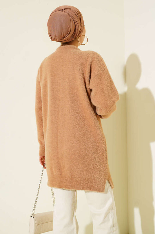 Bearded Tunic Latte with Sprinkled Pearls