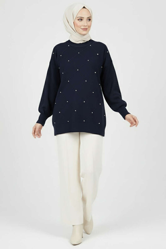 Tunique tricotée bleu marine avec pierres éparpillées