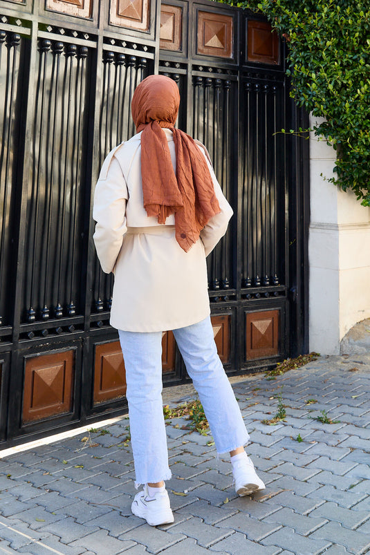 Kurzer Trenchcoat mit abnehmbarem Gürtel und Knöpfen in Stein