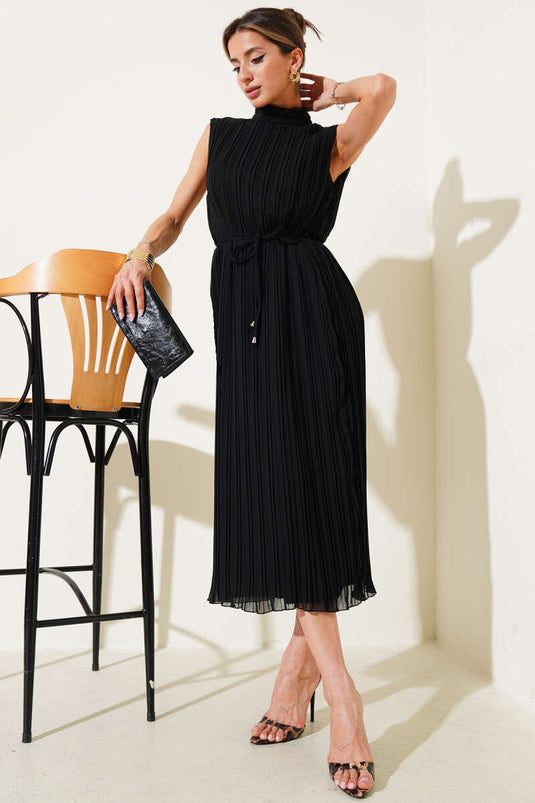 Pleated Sleeveless Midi Dress Black