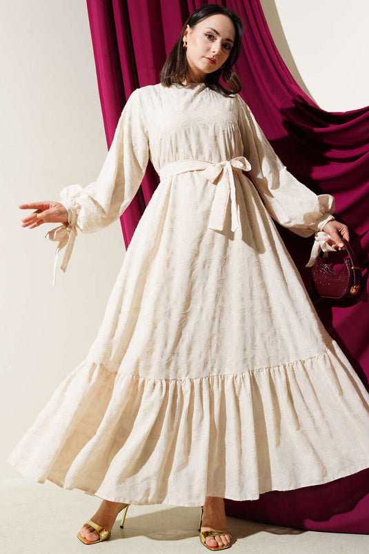 Glitzerndes, knöchellanges Kleid mit Bart, beige