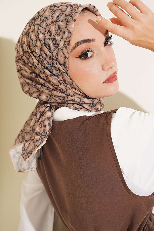 Autumn Breeze Beige Scarf