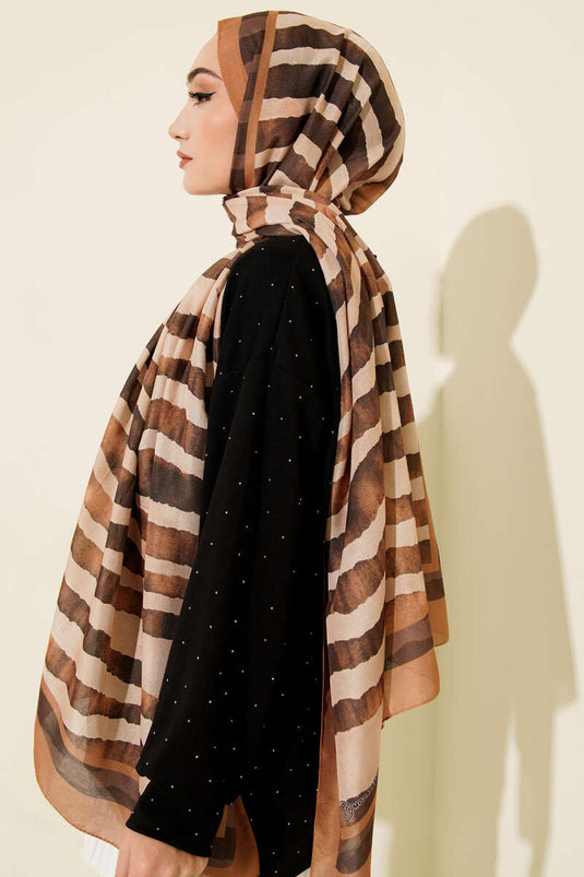 Patrón de palo Lina Shawl Tabaco