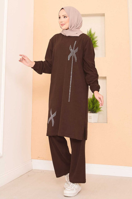 Gestileerd stenenpatroon mini-spleet hijabpak bruin