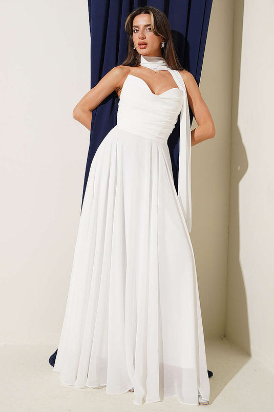 Abito da sera in chiffon con scollo a cuore colore ecru