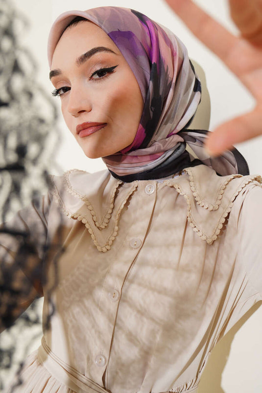 Water Shadow Patterned Scarf Violet