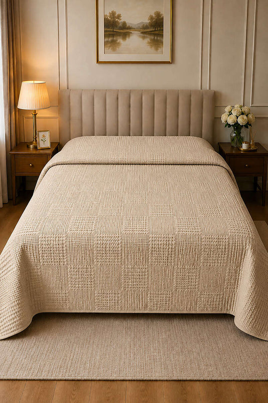Su Yolu Kariertes Doppelbett-Pike Beige