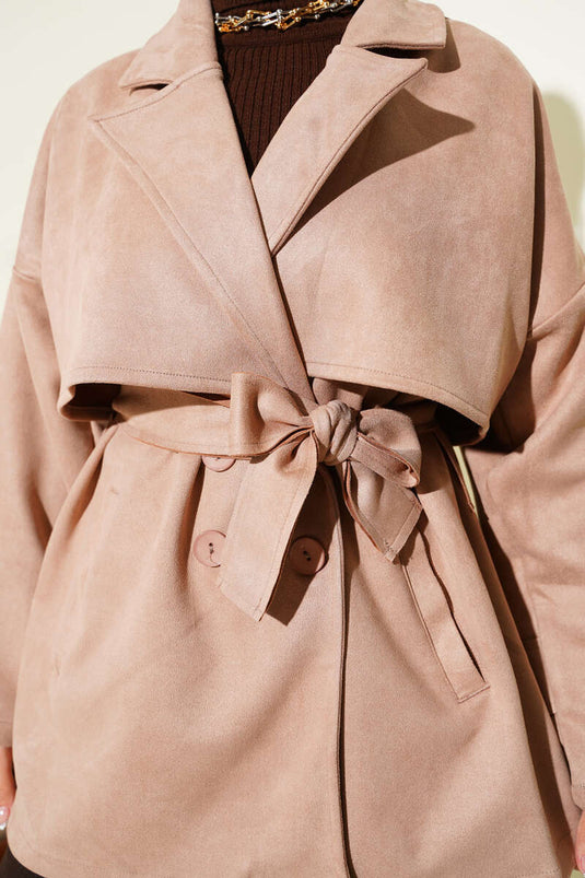 Trench-coat en daim beige avec cape et ceinture, beige