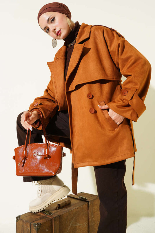 Trench-coat en daim avec cape et ceinture, beige