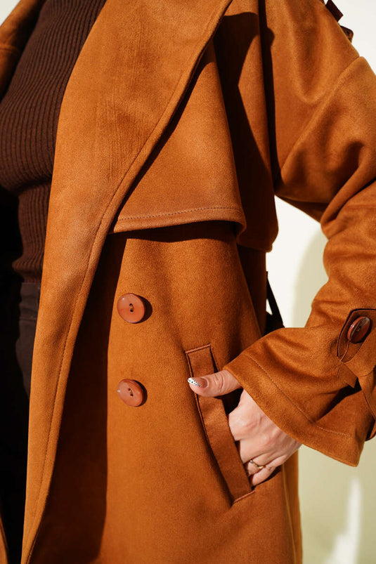 Trench-coat en daim avec cape et ceinture, beige