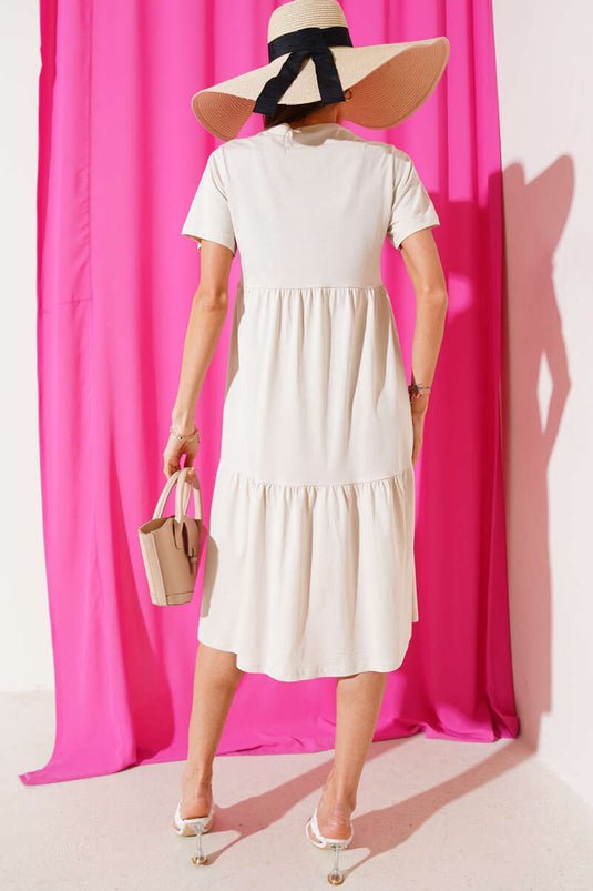 Robe en jersey simple à col V ornée de pierres