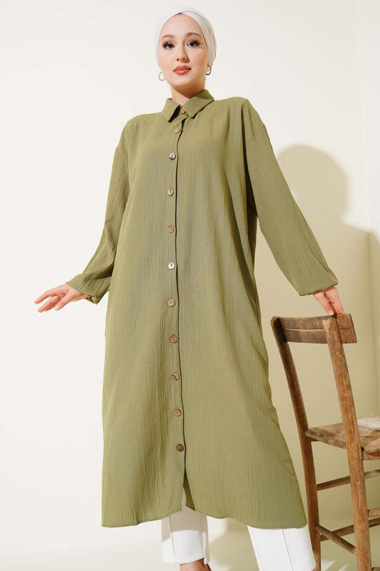 قميص من لحاء الشجر الطويل بأزرار خشبية، لون أخضر لوزي