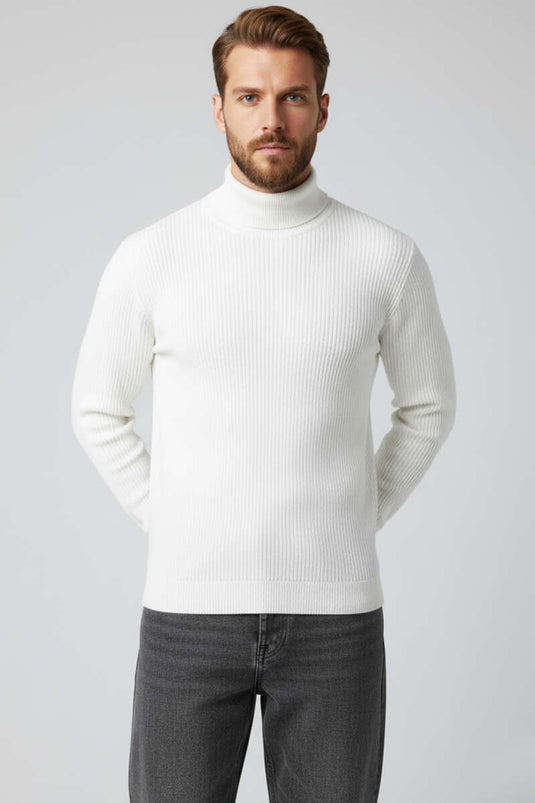 Pull homme à col roulé en maille, écru