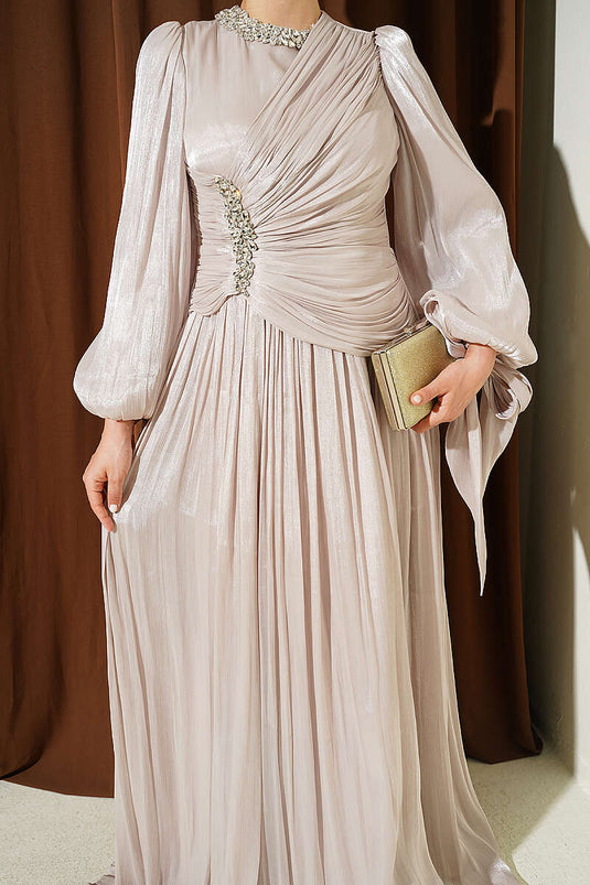 Robe de soirée drapée avec détails en pierre Taş