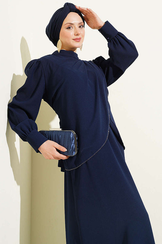 Ensemble deux pièces jupe salopette avec détails en pierre, bleu marine