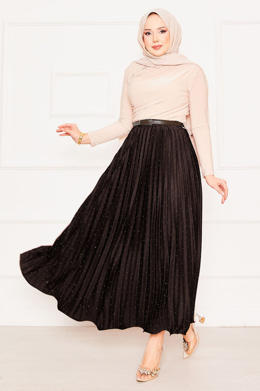 تنورة جيرسي مطوية بتفاصيل حجرية، بنية اللون