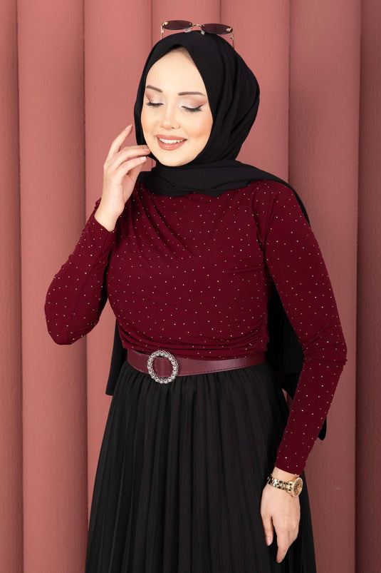 Body sable avec détails en pierre bordeaux